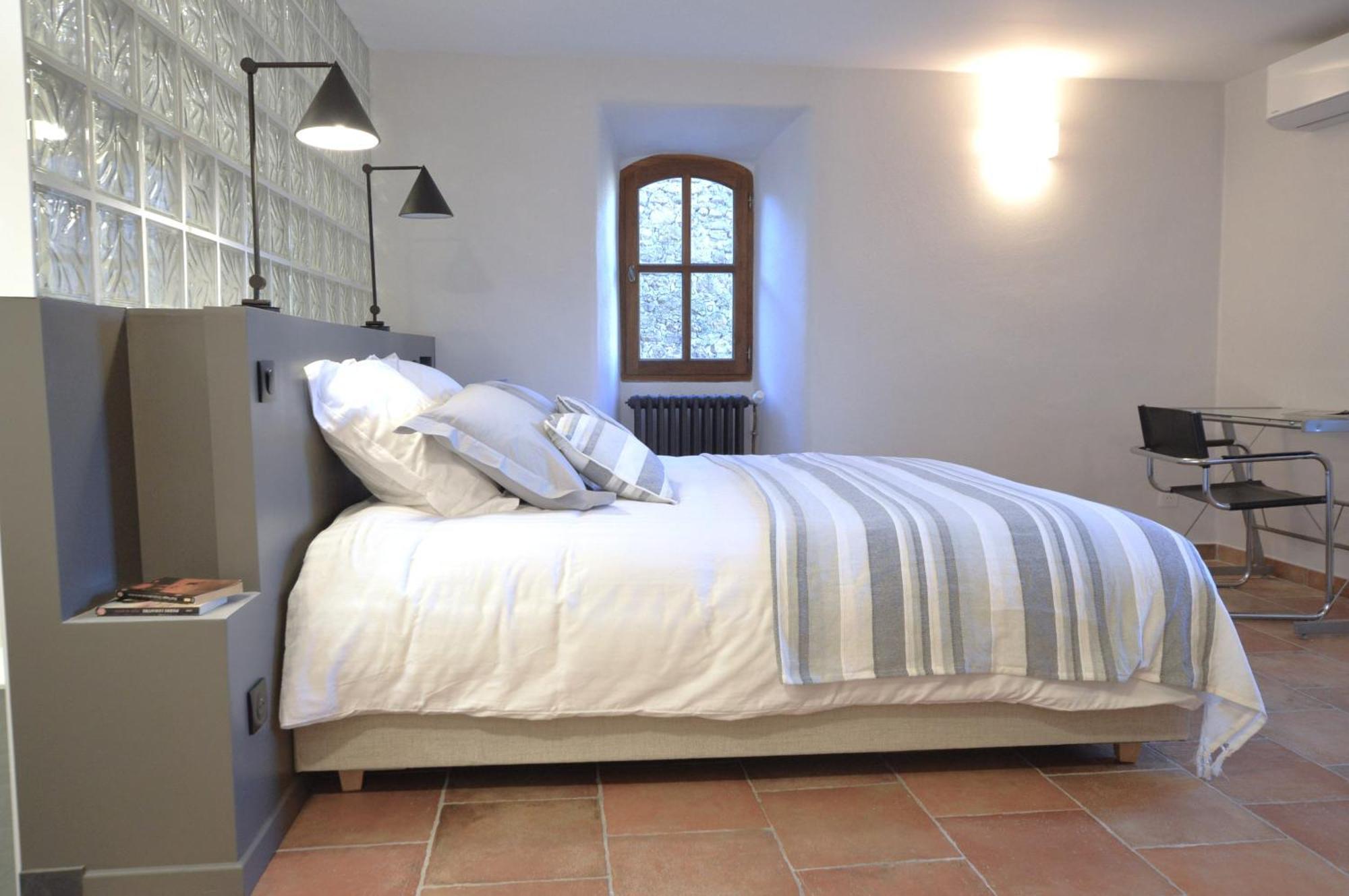 Generargues Mas Des Druilles Bed & Breakfast エクステリア 写真